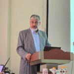 سخنرانی پروفسور حمیدرضا پوراعتماد در همایش سالیانه جامعه پزشکان کودکان ایران