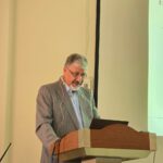 سخنرانی پروفسور حمیدرضا پوراعتماد در همایش سالیانه جامعه پزشکان کودکان ایران
